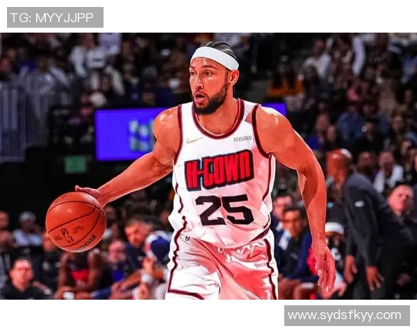 西蒙斯强调高强度防守是绿军标准努力融入球队防守体系